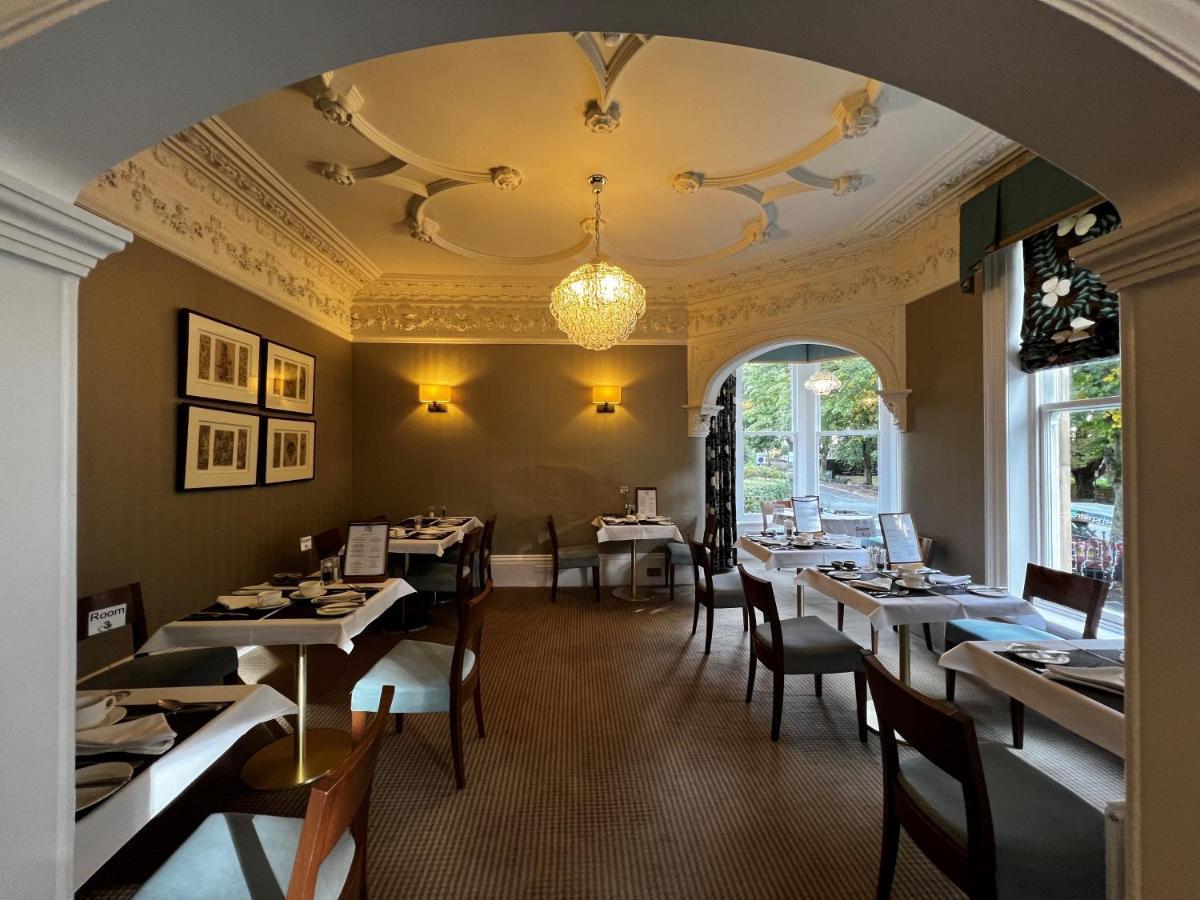 Ascot House Hotel